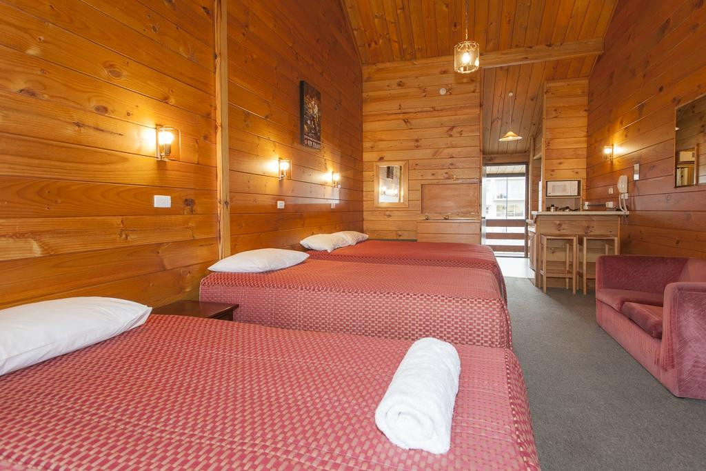 有抱负的小屋汽车旅馆