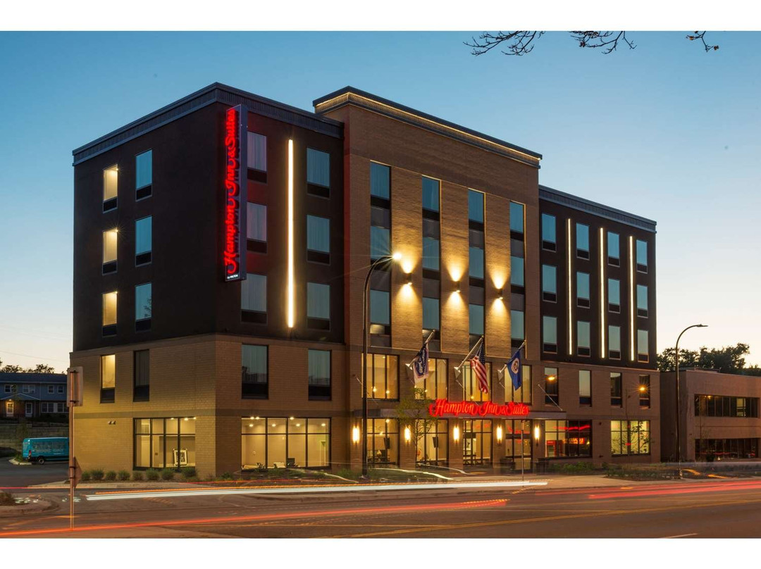 Hampton Inn & Suites Minneapolis University Area主图