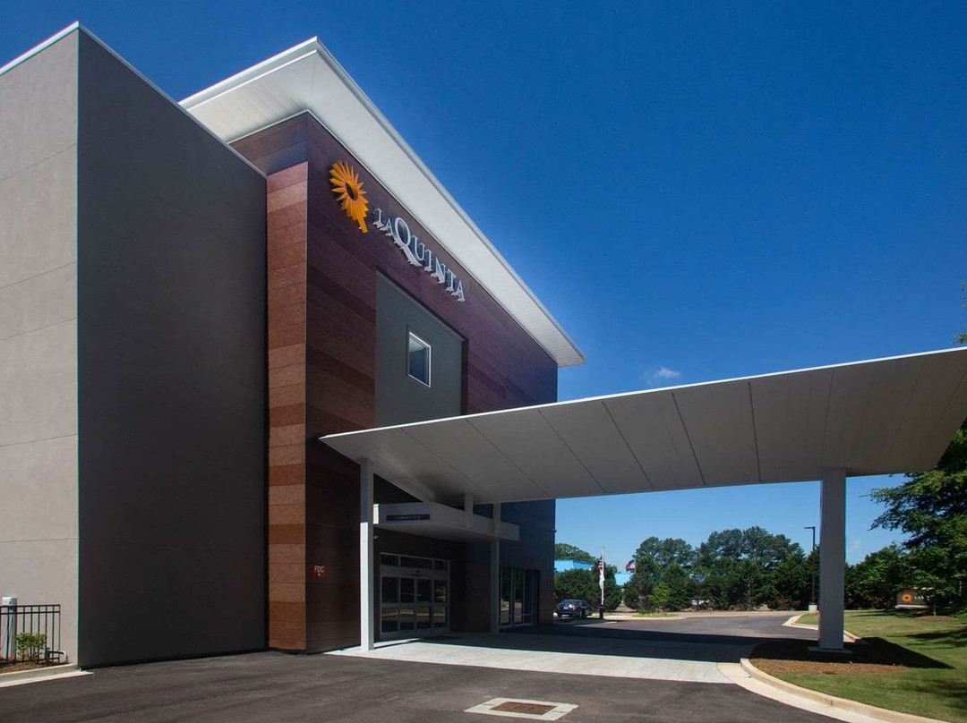 La Quinta Inn & Suites by Wyndham Oxford主图