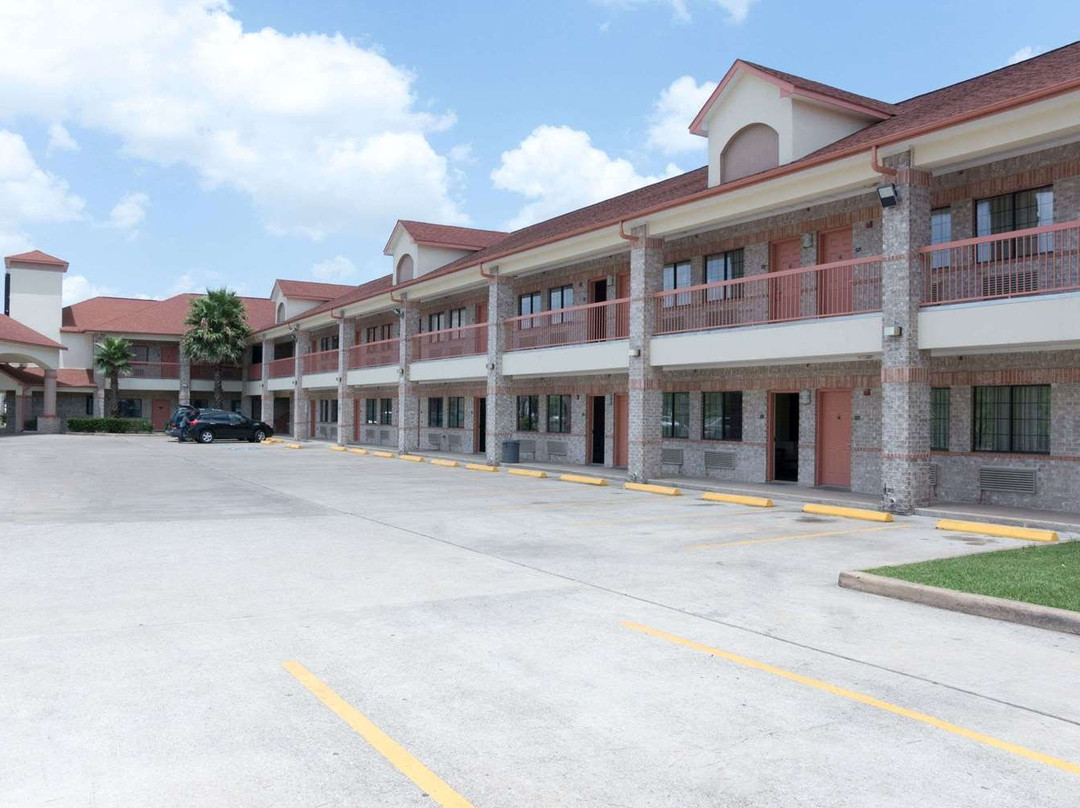 密苏里城酒店住宿-Super 8 by Wyndham Stafford Sugarland Area