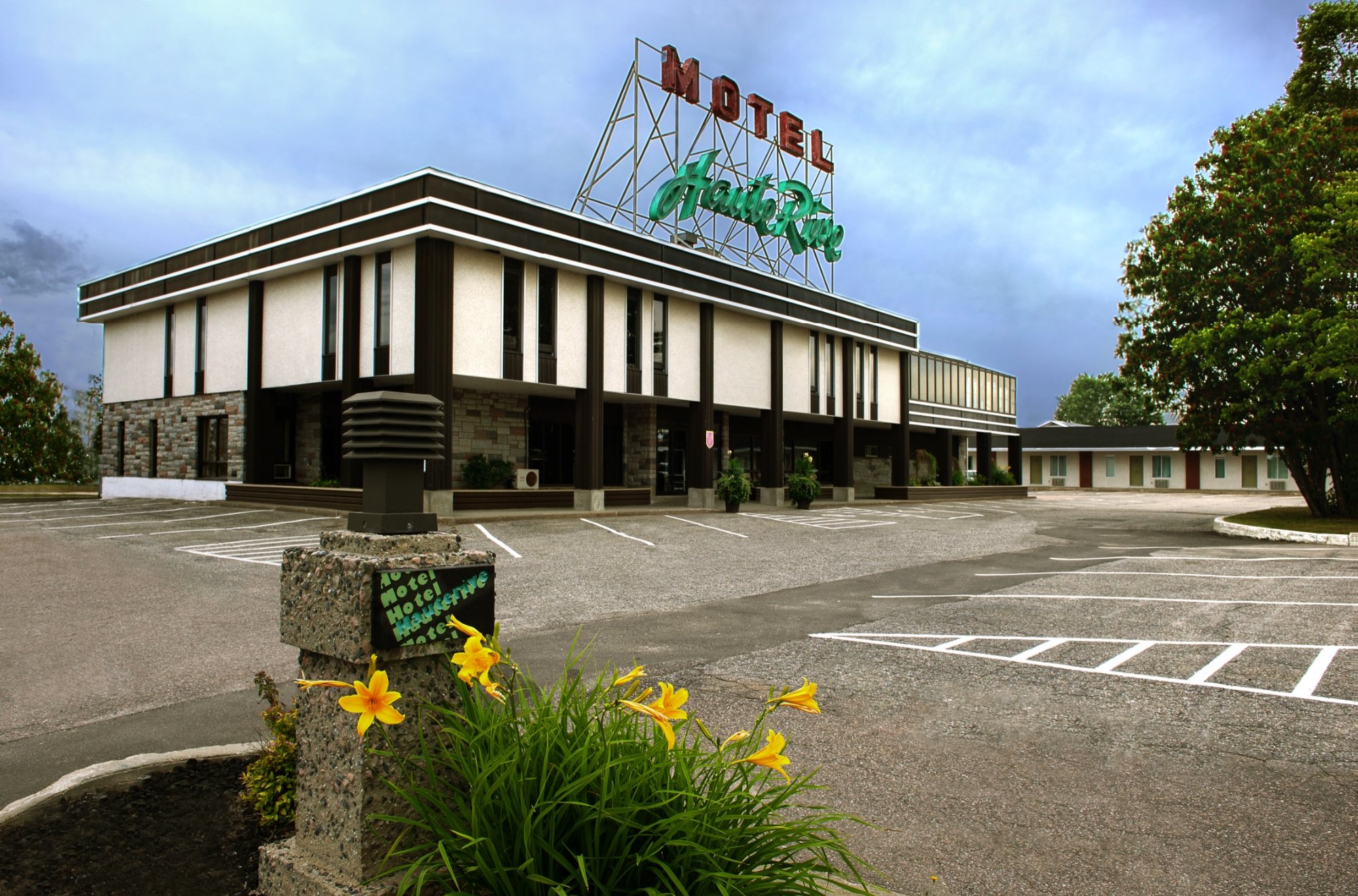 Motel Hauterive-官方