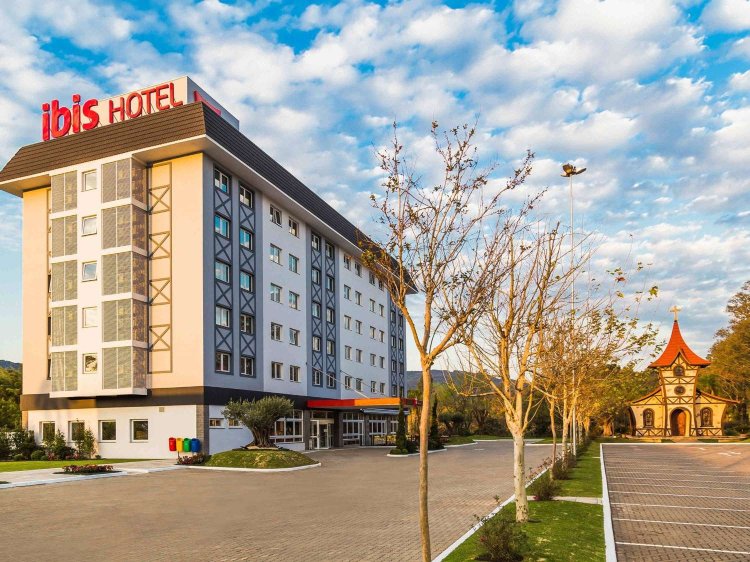 宜必思伊格雷日尼亚酒店-官方