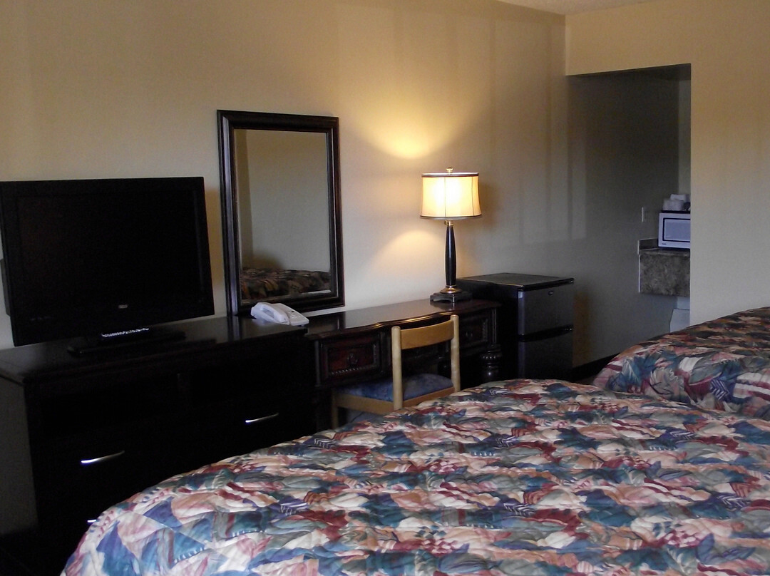 冷湖酒店住宿-Dockside Inn