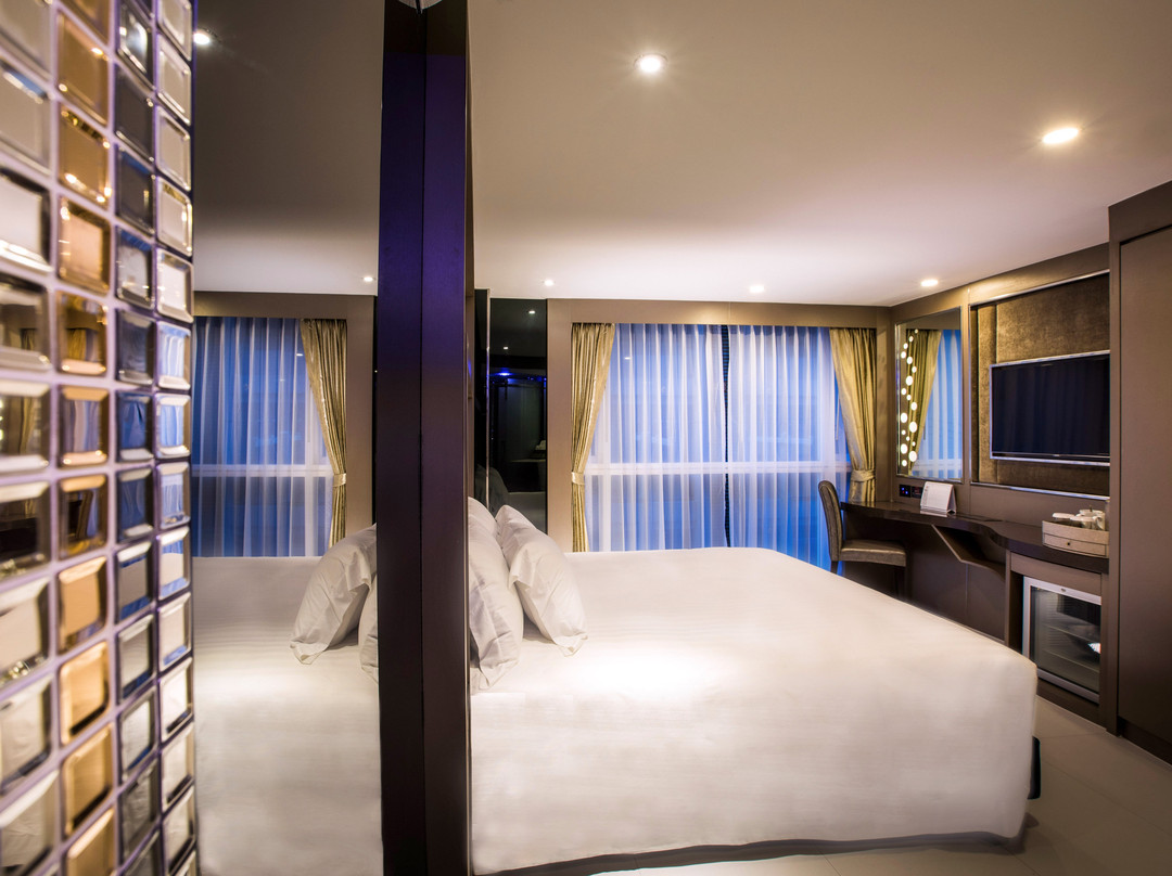 Azure Hotel Pattaya主图