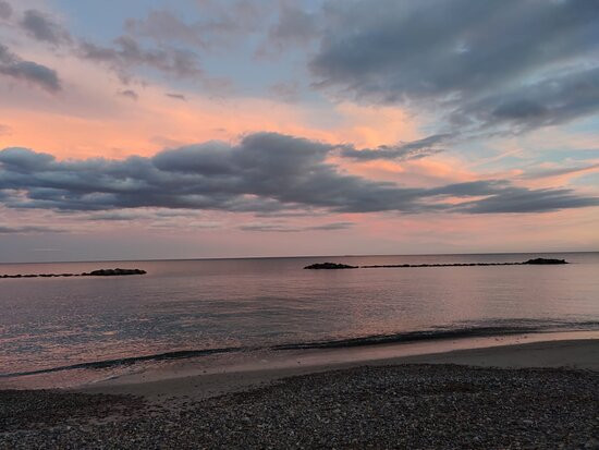 Spiaggia Di Porto Columbu-Porto Columbu必去景点