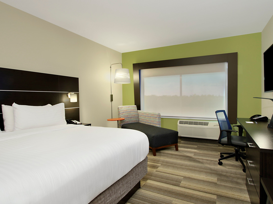Holiday Inn Express & Suites Brookshire - Katy Freeway By IHG主图