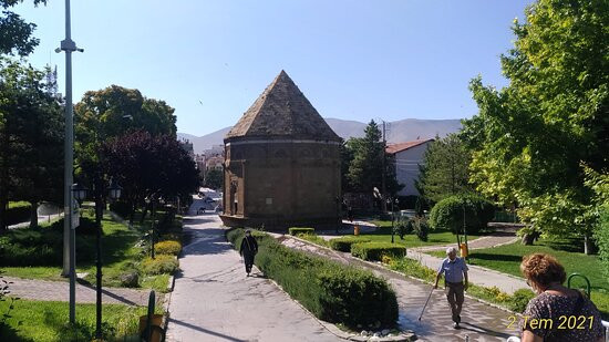 Hudavent Hatun Turbesi景点图片