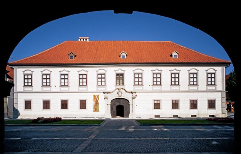 Herczer Palace