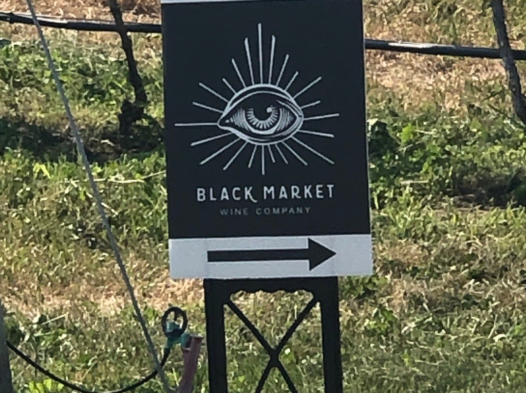Black Market Wines景点图片