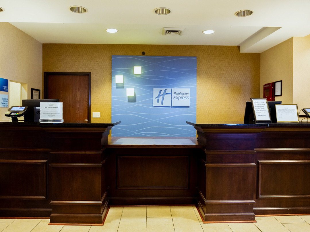 Holiday Inn Express & Suites Sidney By IHG主图