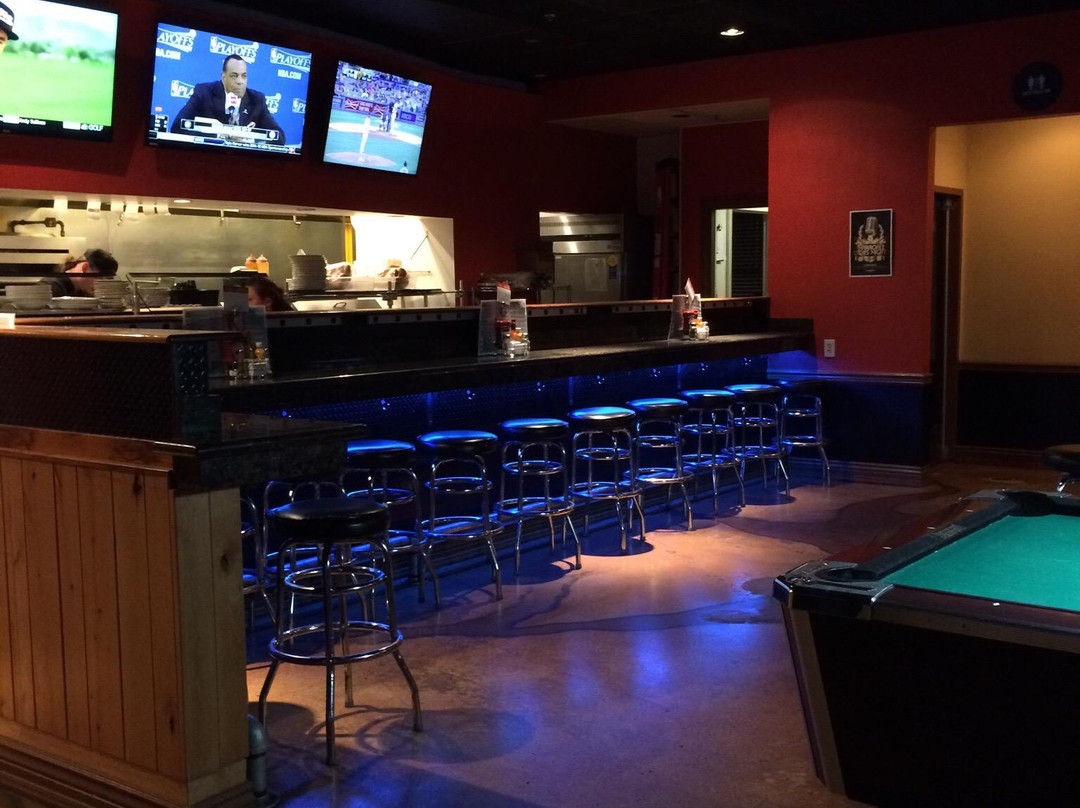 Tailgaters Sports Bar & Grill