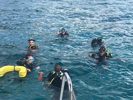 Kawan Plongee-圣吕斯必去景点