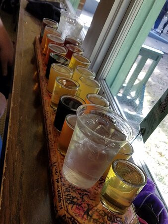 Superior Bathhouse Brewery and Distillery-温泉城必去景点