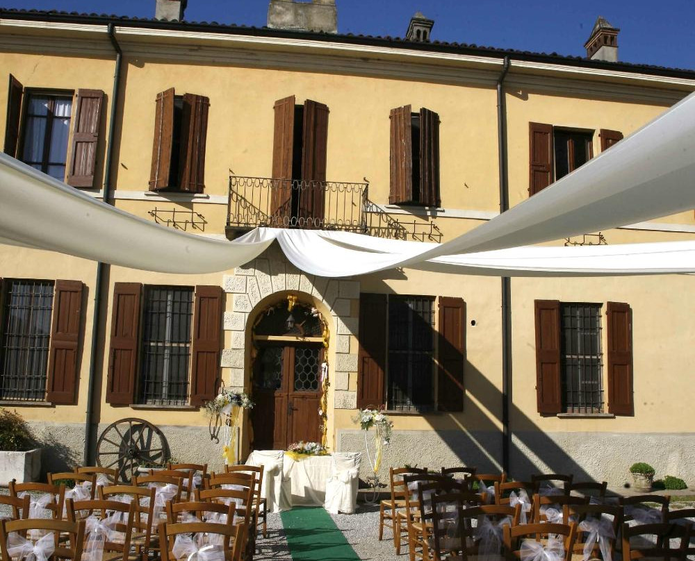 Agriturismo la colombara-corte dei semplici