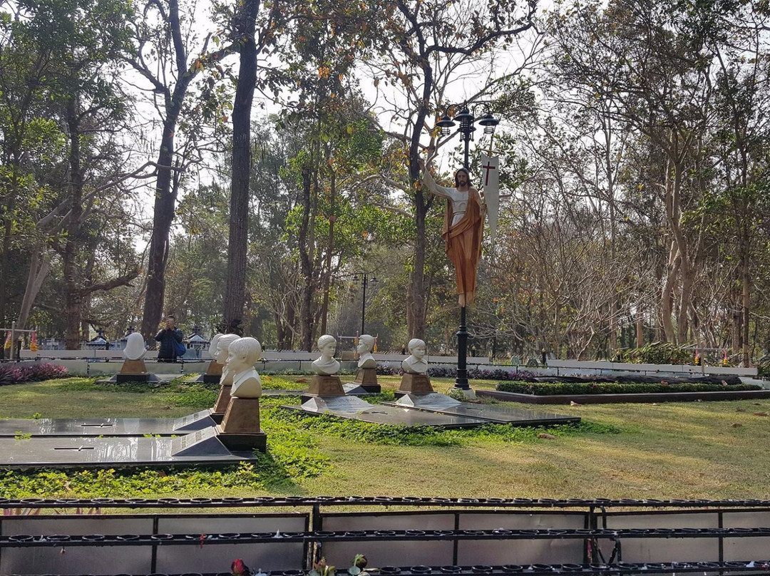 万艾旅游攻略图片