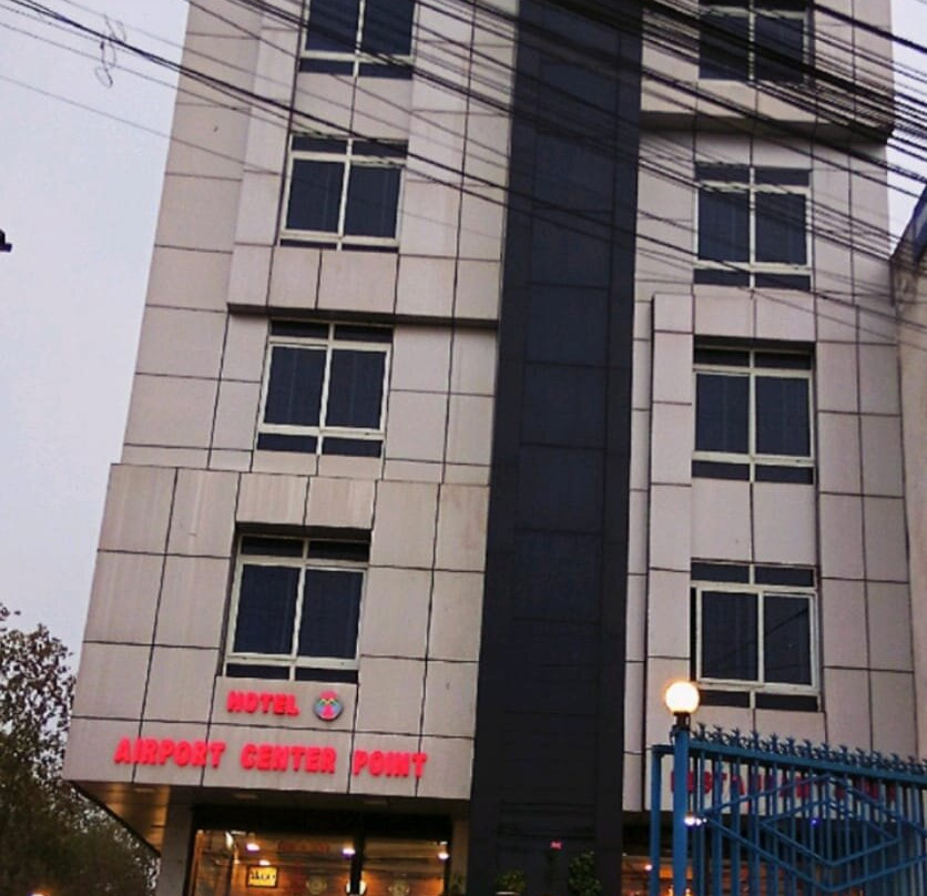Hotel Airport Center Point