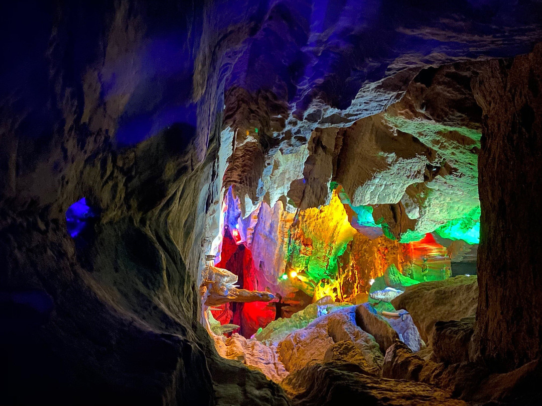 Skyline Caverns景点图片