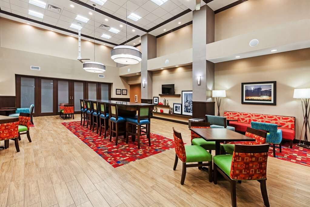 Hampton Inn & Suites Claremore主图