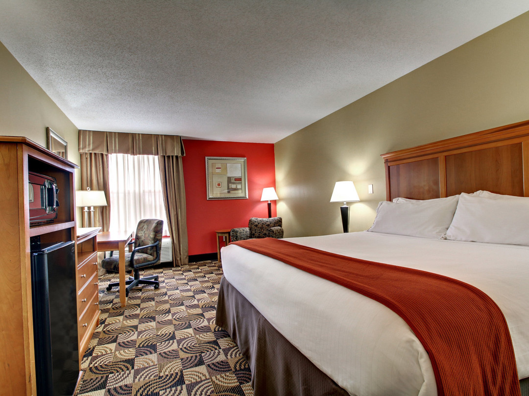 Holiday Inn Express Hurricane Mills (Waverly) by IHG主图