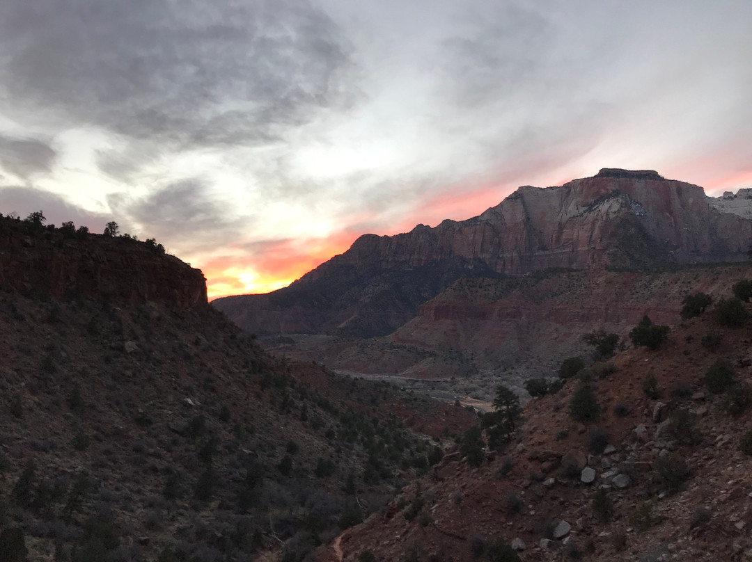 Watchman Trail-锡安国家公园必去景点