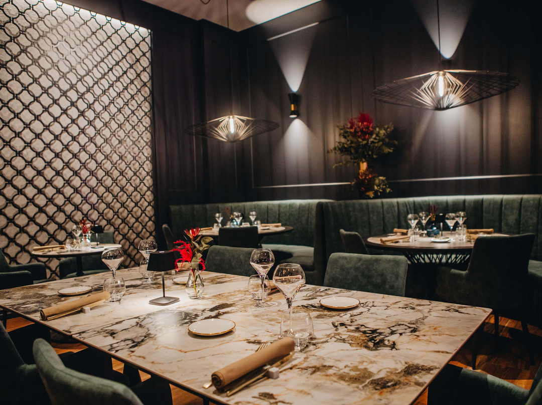 Quebracho Steakhouse & Mixology