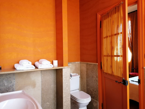 Demeure Saint Louis Historic Manor, City 700m, Free Parking,A C,Clim,Wifi, City View, Garden主图