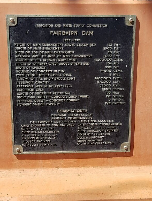 Fairbairn Dam景点图片