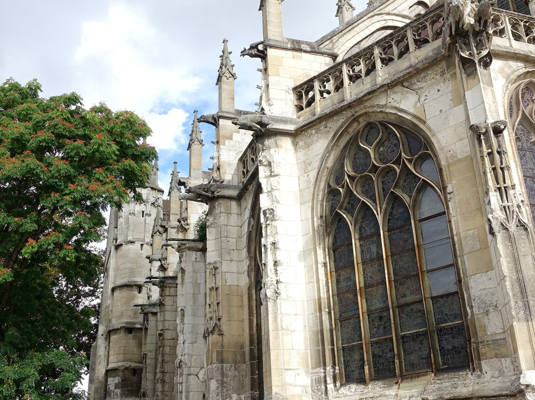 Eglise Saint Etienne-博韦必去景点