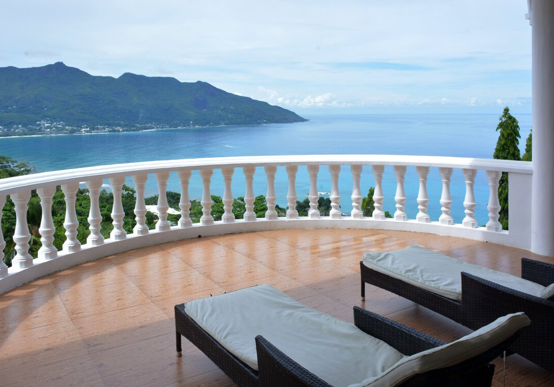 小小爱别墅酒店主图