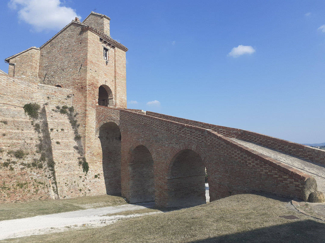 Castello di Loretello-Loretello必去景点