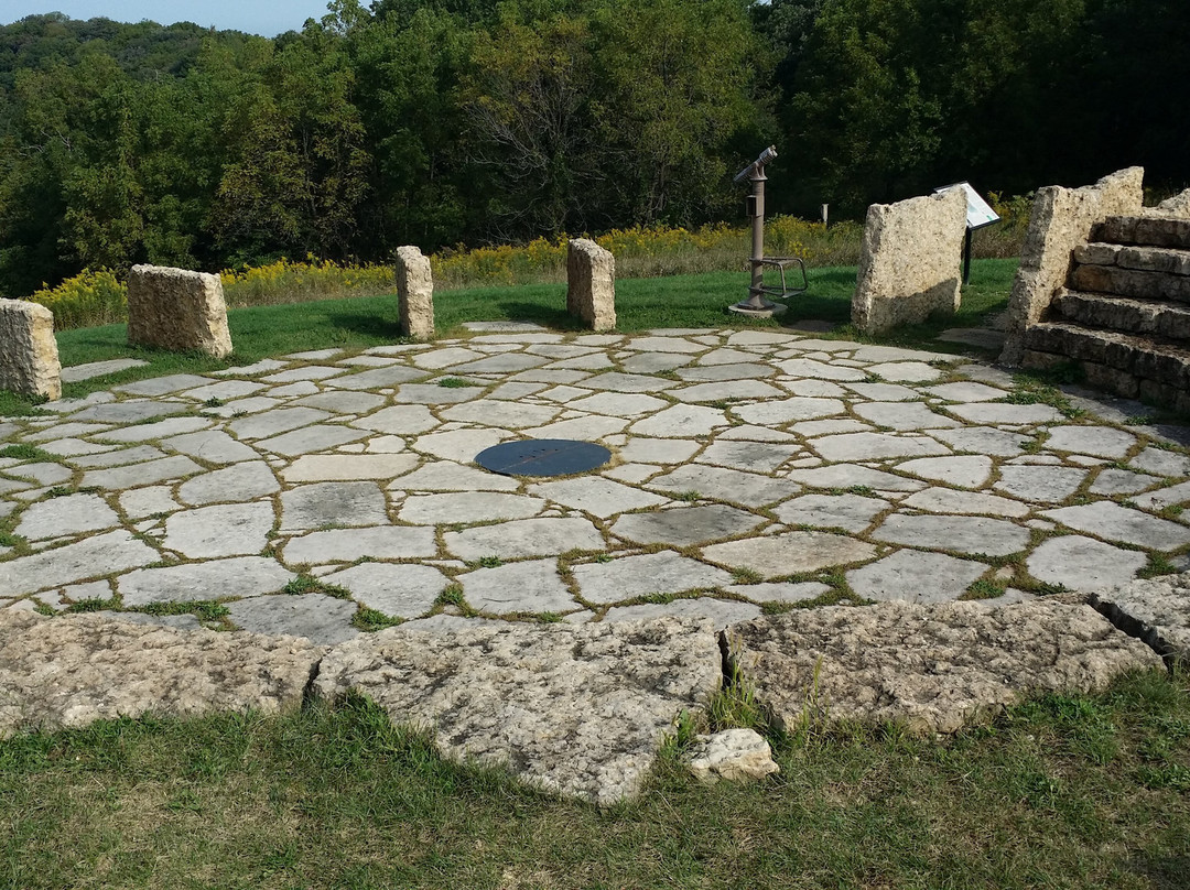 Horseshoe Mound-加利纳必去景点