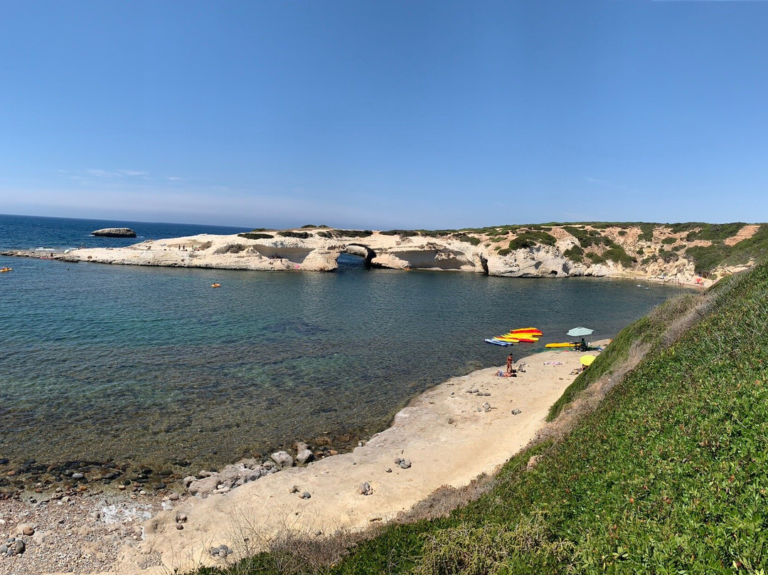 Spiaggia dell'Arco-S'Archittu必去景点