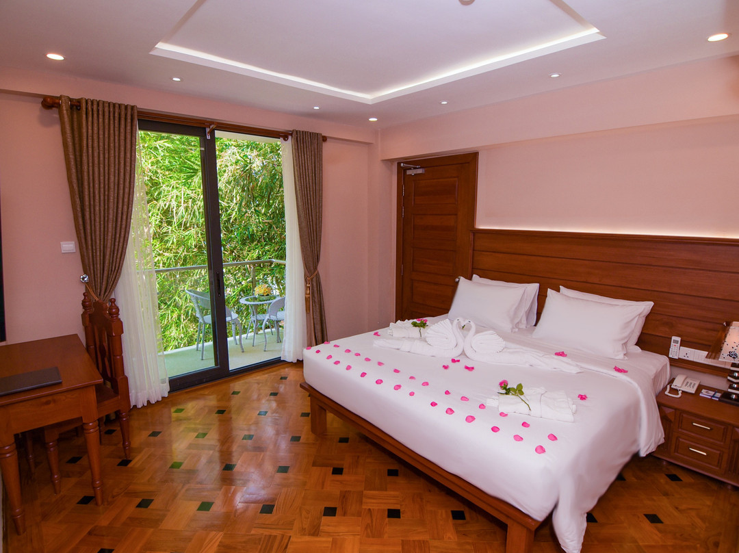 Virgin Beach Hotel主图