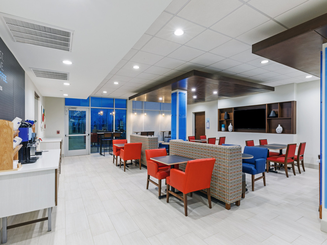 Holiday Inn Express & Suites Purcell by IHG主图