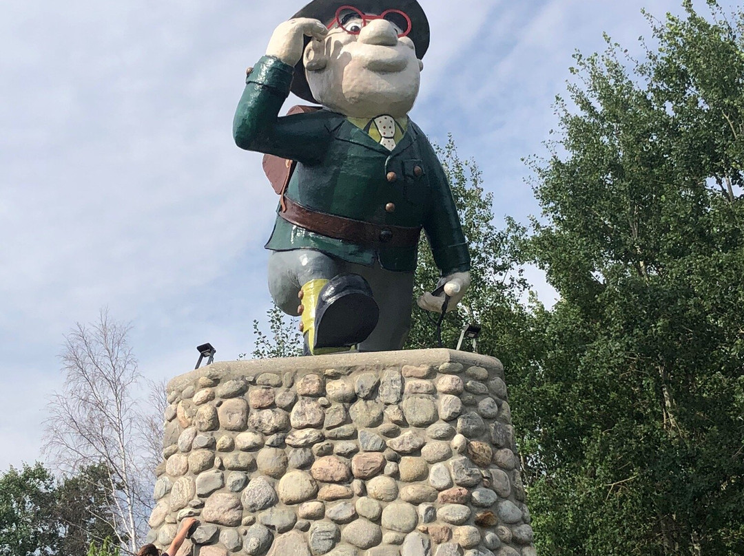 Flintabbaty Flonatin Statue-Flin Flon必去景点