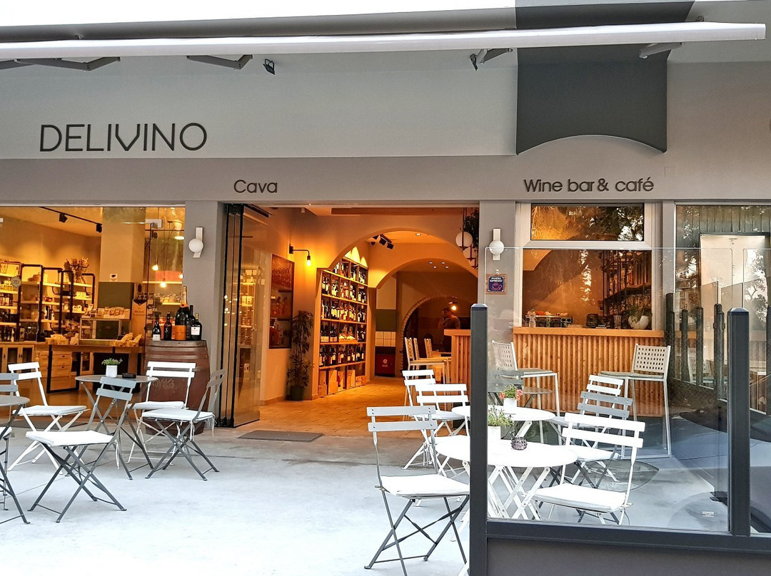 Delivino-Dassia必去景点