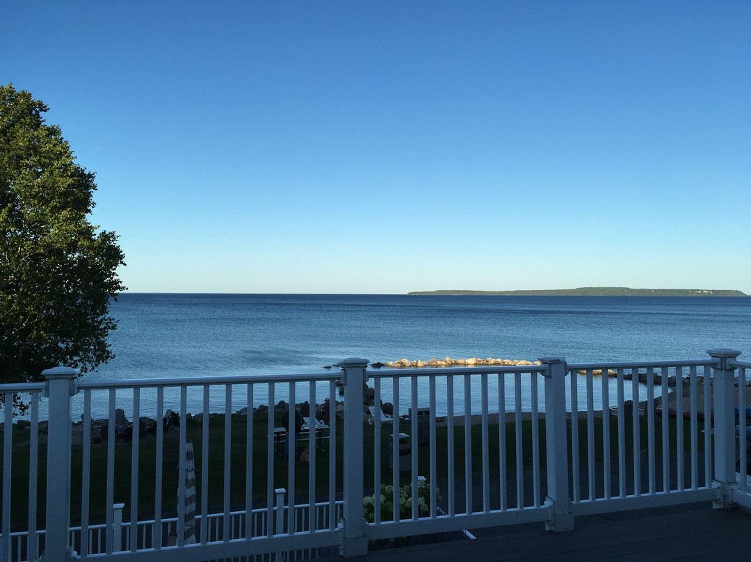 Baymont by Wyndham St. Ignace Lakefront主图