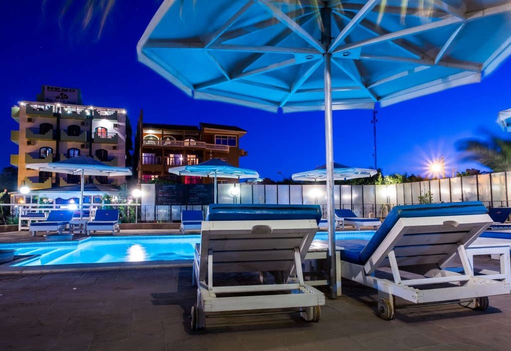 Nemo Dive Club & Hotel主图