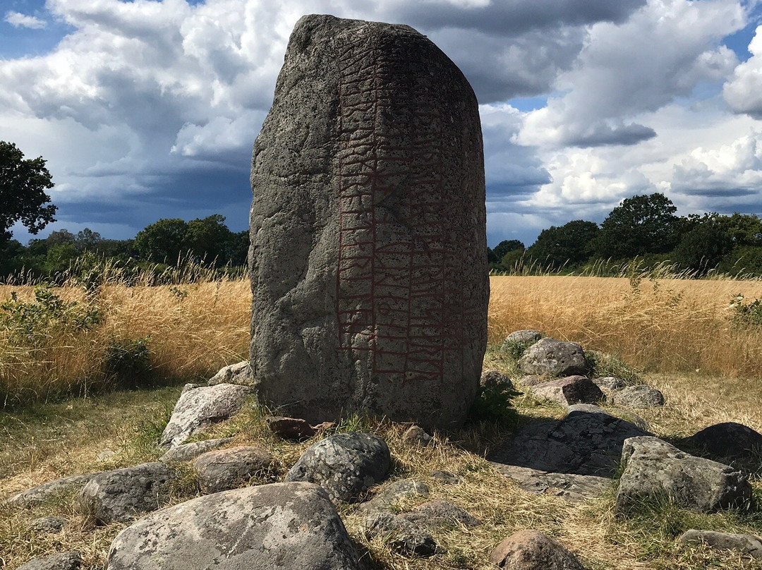 Karlevi Runestone-Färjestaden必去景点