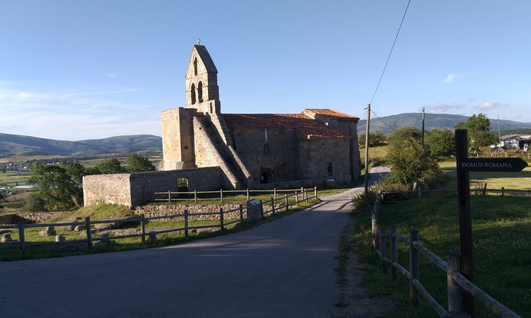 Iglesia de Santa Maria-雷托尔蒂略必去景点