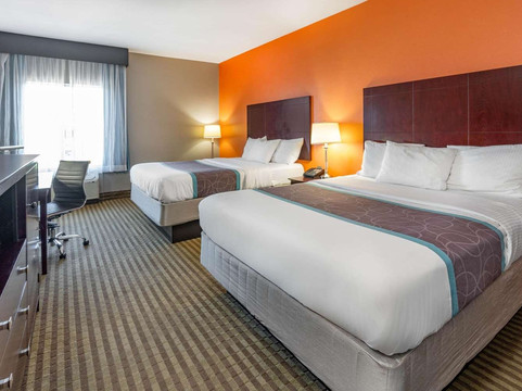 休斯敦布什国际机场东拉昆塔温德姆套房酒店主图