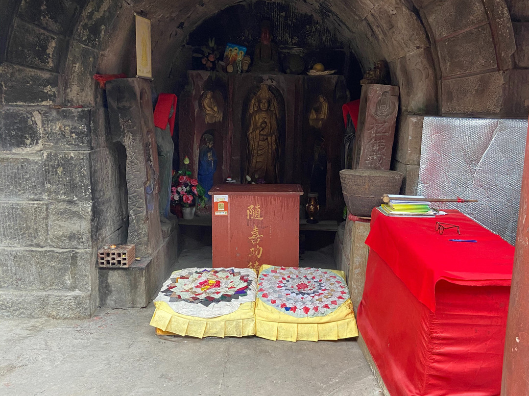 宝顶山圣寿寺景点图片