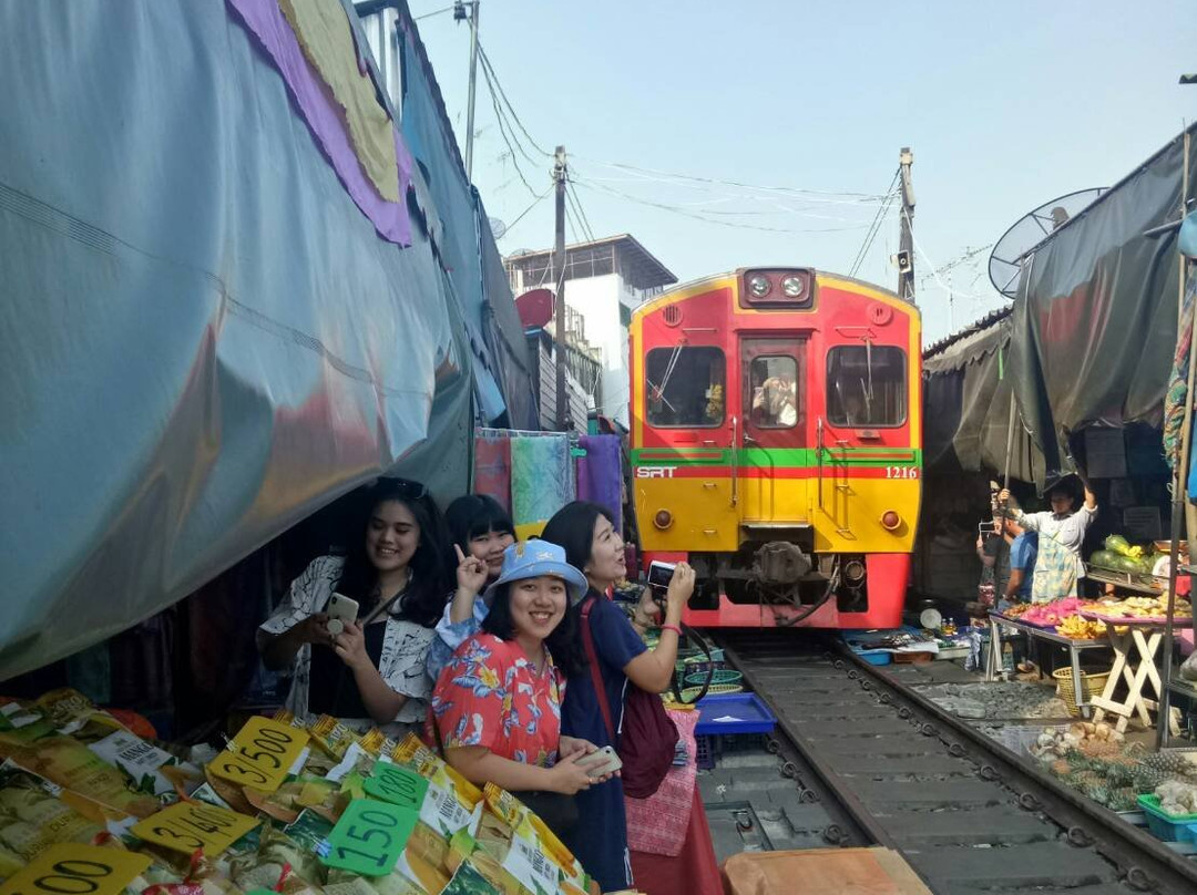 美功铁路市场-Mae Klong必去景点