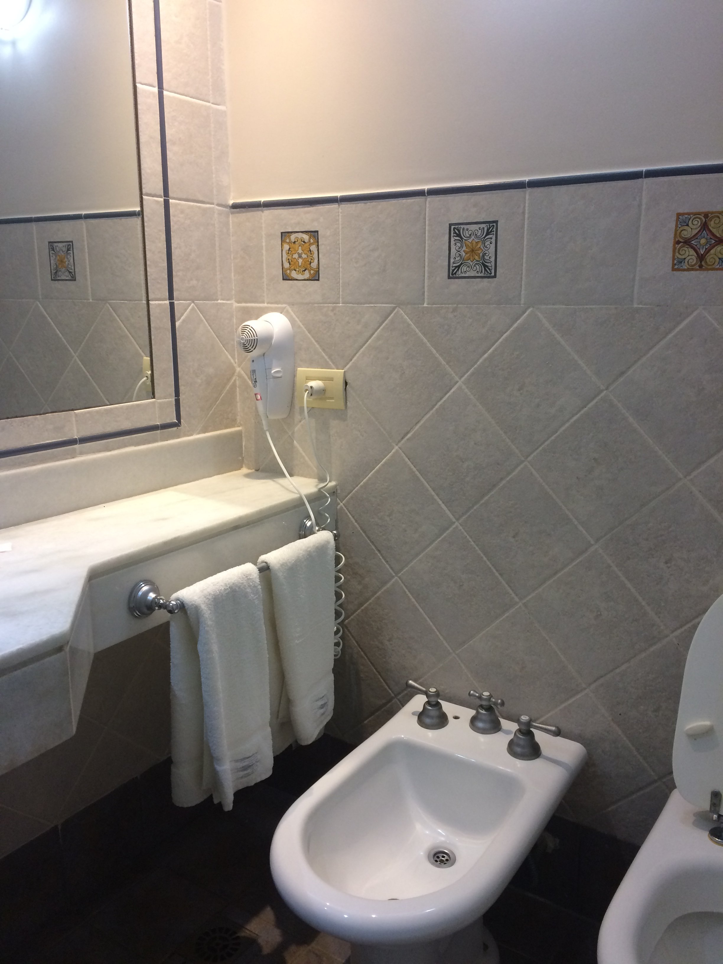San Miguel Plaza Hotel-浴室