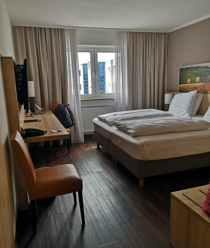 H+ Hotel Stuttgart Herrenberg主图