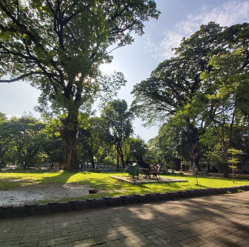 Balekambang Park景点图片