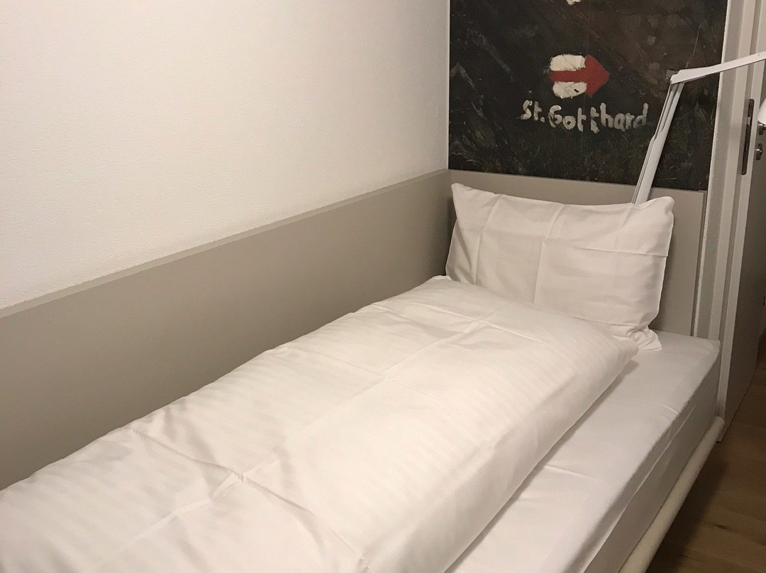 Hotel & Ristorante Forni Airolo主图