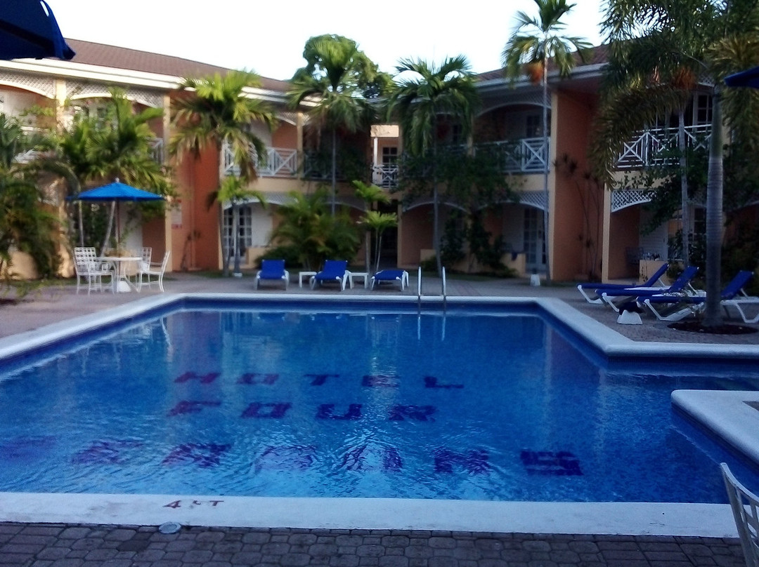 Hotel Four Seasons主图