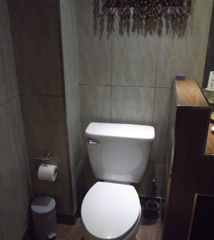 Citi Hotel Hilongos主图