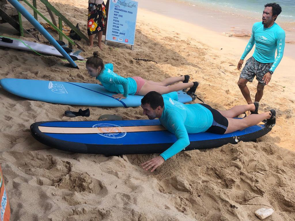 Malibu Surf School Bali-金巴兰必去景点